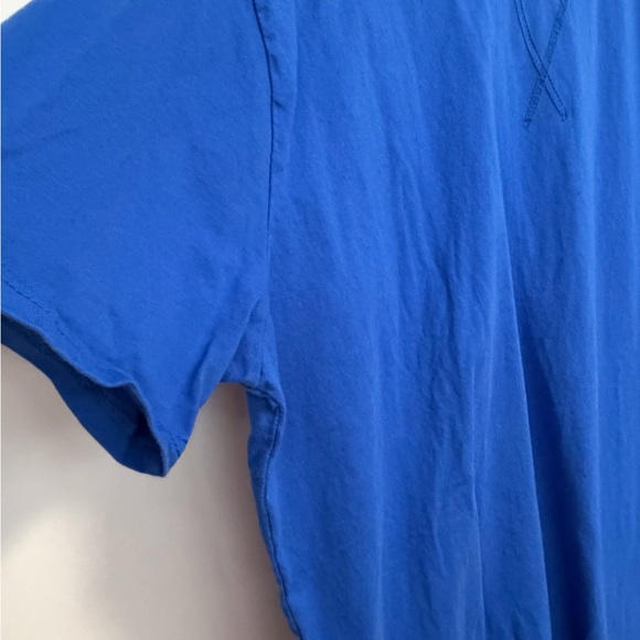 Skater Style Blue Short Sleeve Men's Tee - slightly longer back - Picture 3 of 12